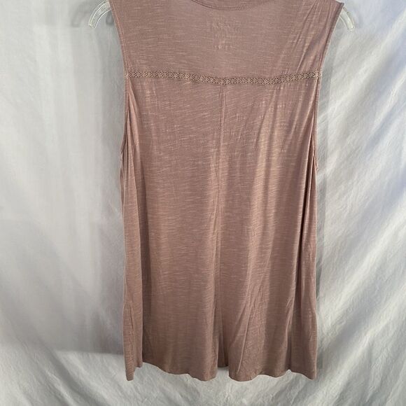 Nine West Vintage sleeveless button up shirt with woven detail - Picture 4 of 4